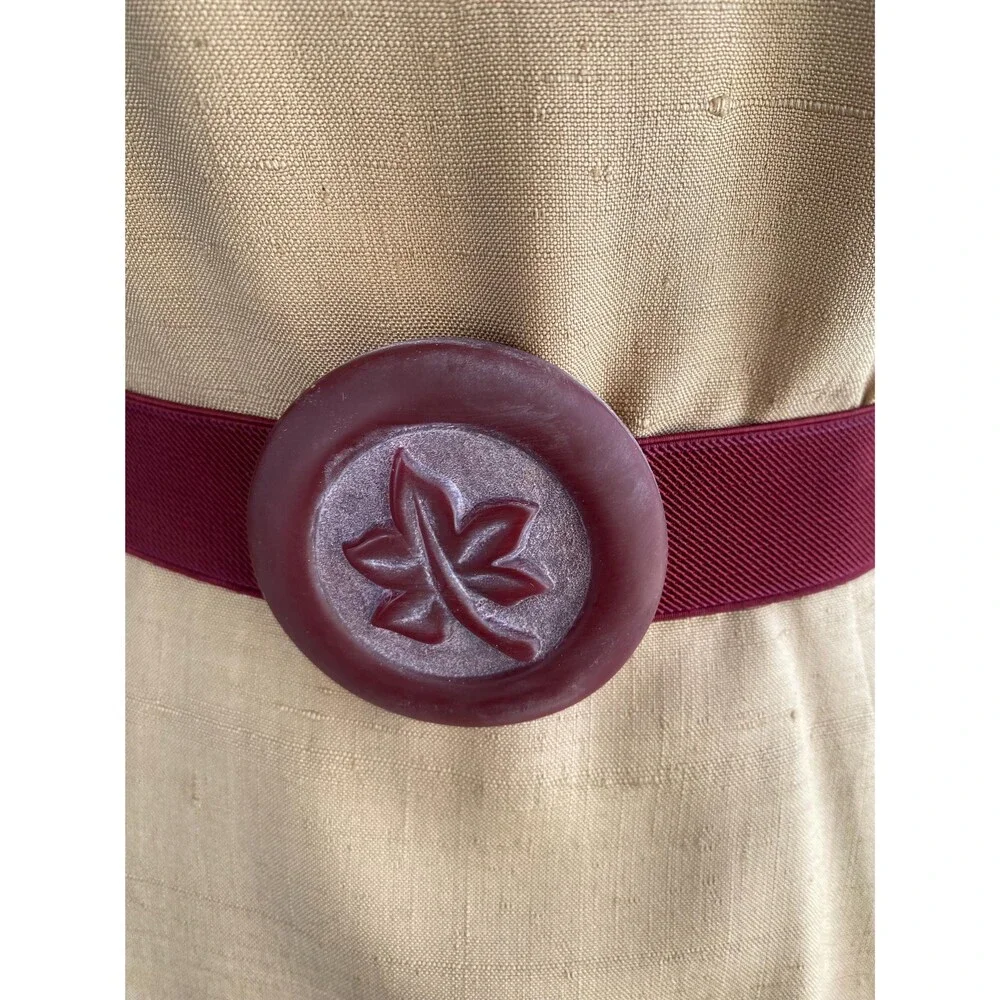 Vintage Oxblood Cinch Belt, Leaf Buckle, Stretches 22-30